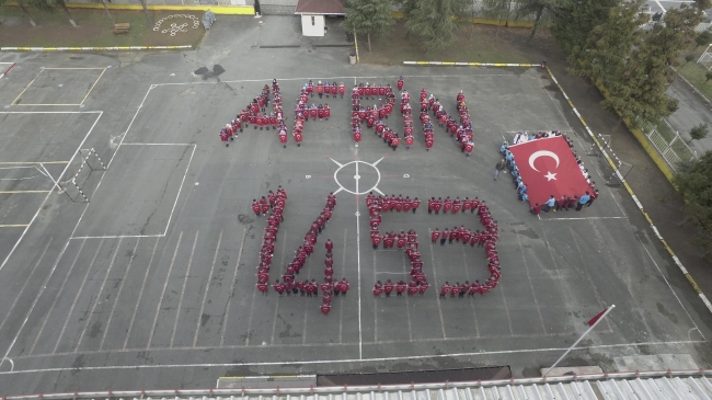 Öğrencilerden Mehmetçiğe anlamlı destek