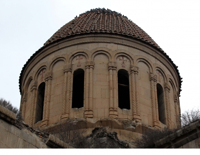 Tarihi kilise "röntgeni çekilerek" restore edilecek