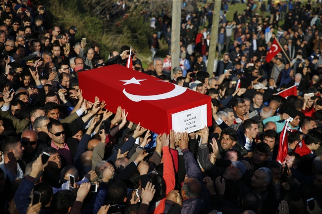 Hakkari şehitleri son yolculuklarına uğurlandı
