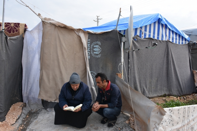 YPG/PKK insanların paralarını çalıyor, yiyeceklerini alıyor