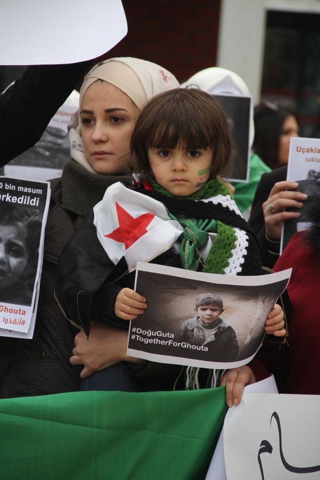 Suriyeli sığınmacılardan Doğu Guta'ya yardım çağrısı