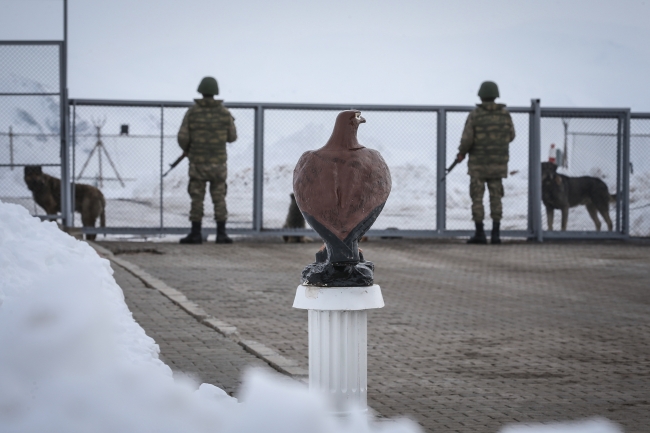 'Hudut kartalları' eksi 20 derecede vatan nöbetinde