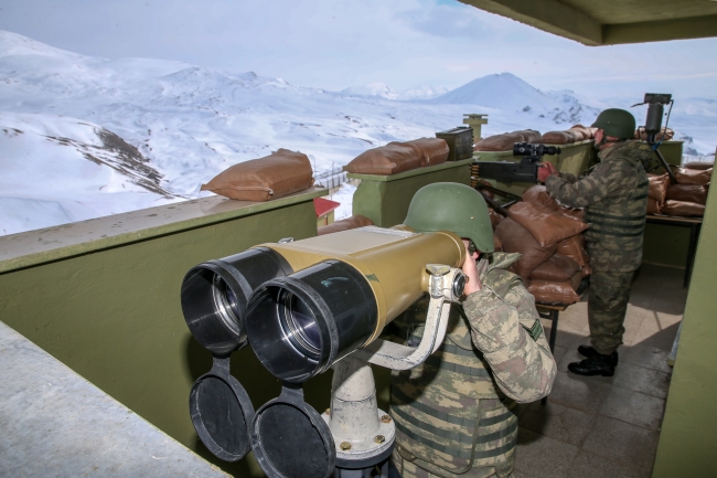 'Hudut kartalları' eksi 20 derecede vatan nöbetinde