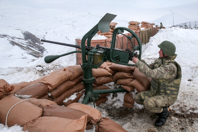 'Hudut kartalları' eksi 20 derecede vatan nöbetinde