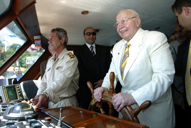 'Dava'ya atılan imza: Necmettin Erbakan