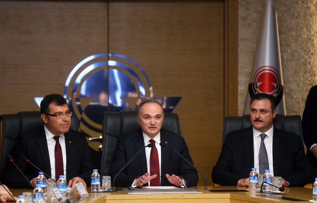 TÜBİTAK Başkanlığına atanan Mandal, görevi Ergin'den devraldı