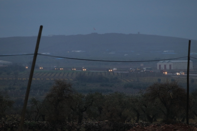 JÖH ve PÖH ekipleri sınıra sevk edildi