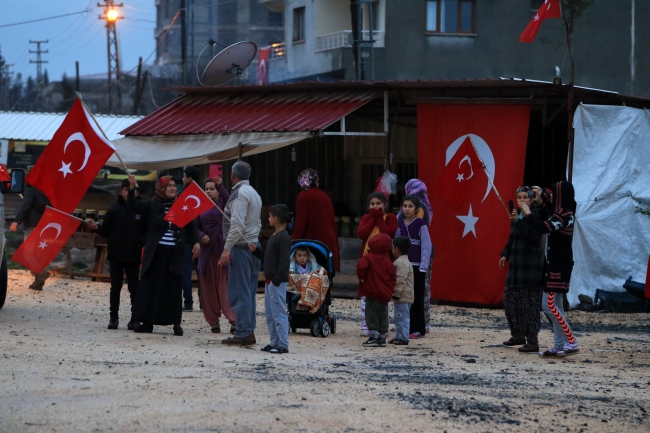 JÖH ve PÖH ekipleri sınıra sevk edildi