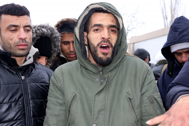 Yunanistan güvenlik güçlerince kaçakların "geri itildiği" iddiası