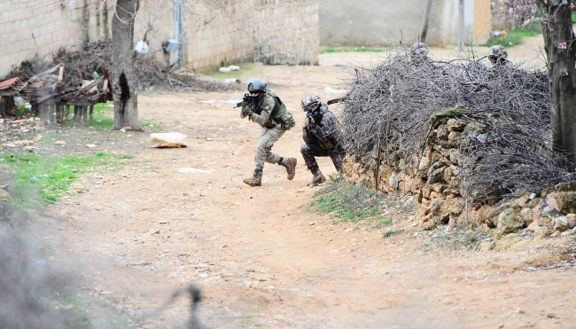 Teröristlerin kabusu JÖH ve PÖH'ler Afrin'de