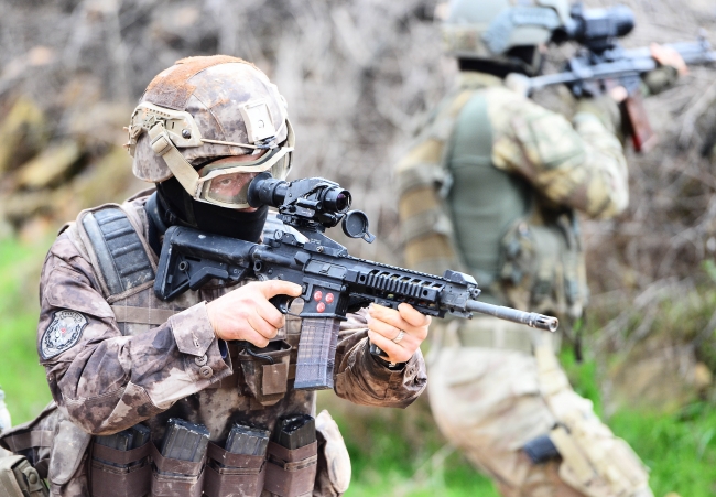 Teröristlerin kabusu JÖH ve PÖH'ler Afrin'de