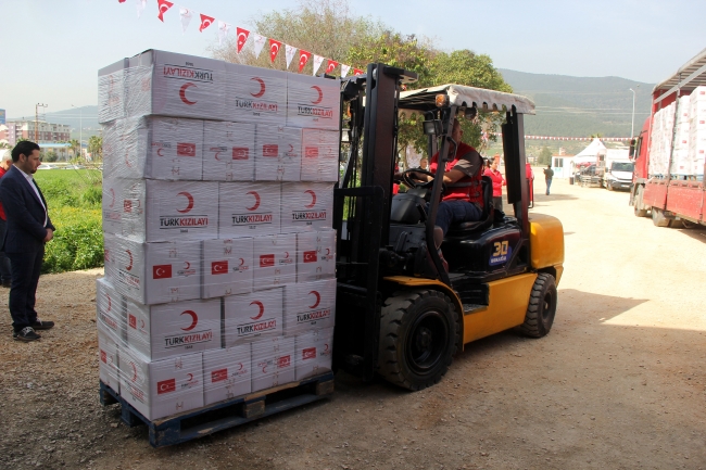 Türk Kızılayı, Afrinliler için 'Şefkat Nöbeti' başlattı