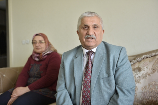 Mardinli 61 yaşındaki Azize teyzenin okuma aşkı