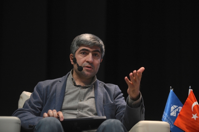 TRT Akademi ve HKÜ'den 'Afrin ve Savaş Muhabirliği' programı