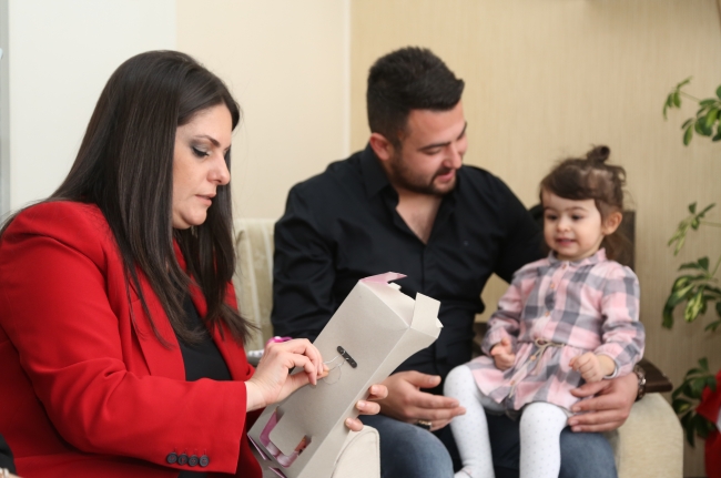 Bakan Sarıeroğlu, Afrin gazisi Uzman Çavuş Hakkı Aytekin'i evinde ziyaret etti