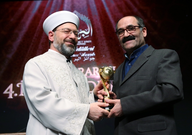 Onlar yaptıkları iyiliklerle dünyaya örnek oldular