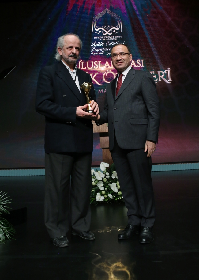 Onlar yaptıkları iyiliklerle dünyaya örnek oldular