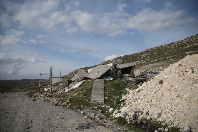 Afrin'de teröristler her yere patlayıcı tuzaklamış