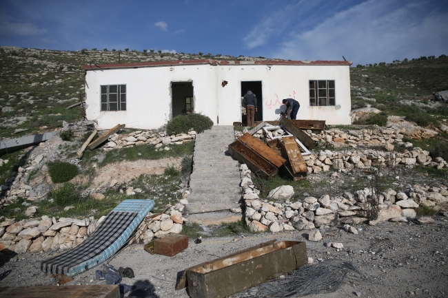 Afrin'de teröristler her yere patlayıcı tuzaklamış