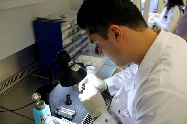 Sivas'ta üretilen dürbünler, Afrin'e gönderildi