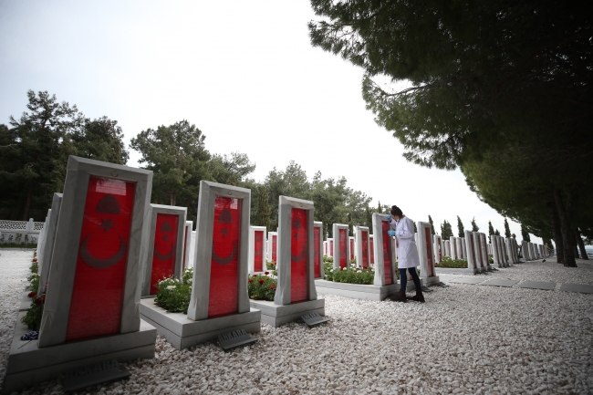 Gelibolu'nun tarihi dokusu onlardan soruluyor