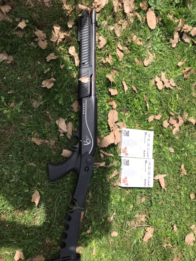 PKK'lıların görüntülenmemek için kullandıkları malzemeler bulundu