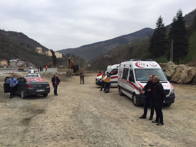 Trabzon'da polis aracı dereye uçtu: 1 polis şehit