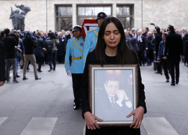 Deniz Bölükbaşı son yolculuğuna uğurlandı