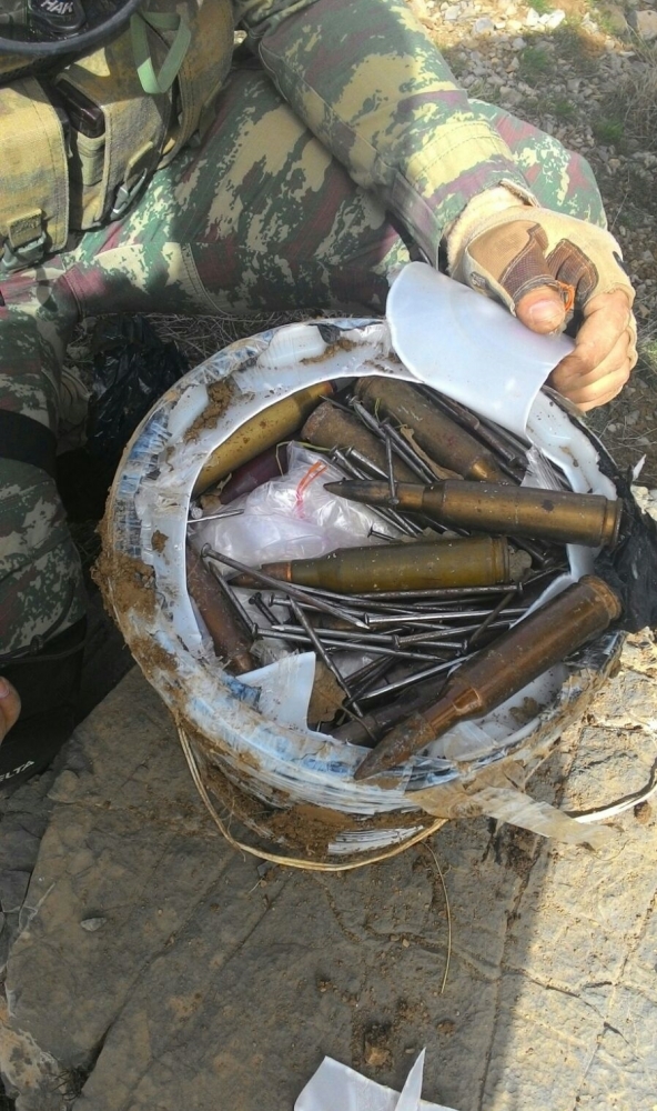 Hakkari'de 4 el yapımı patlayıcı imha edildi