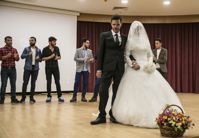 Savaştan kaçıp Türkiye'de yuva kurdular