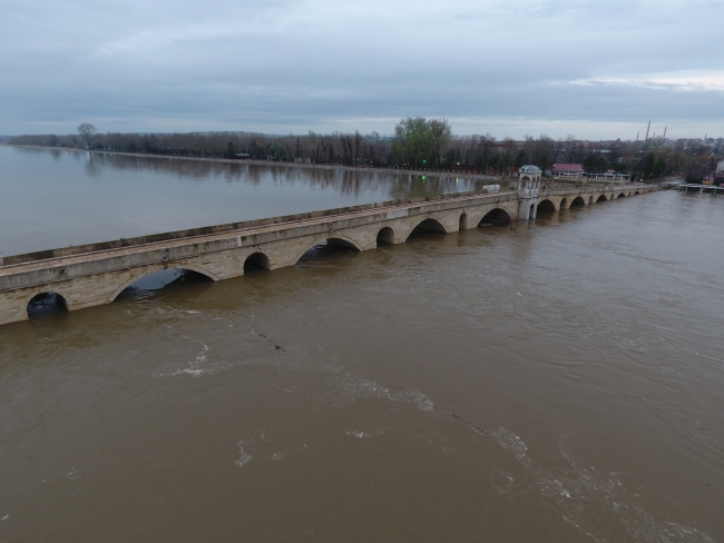 Tunca Nehri’nin taşkın alanı genişledi