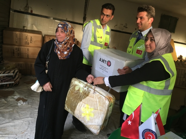 TİKA'dan Lübnan'daki Suriyelilere gıda ve battaniye yardımı