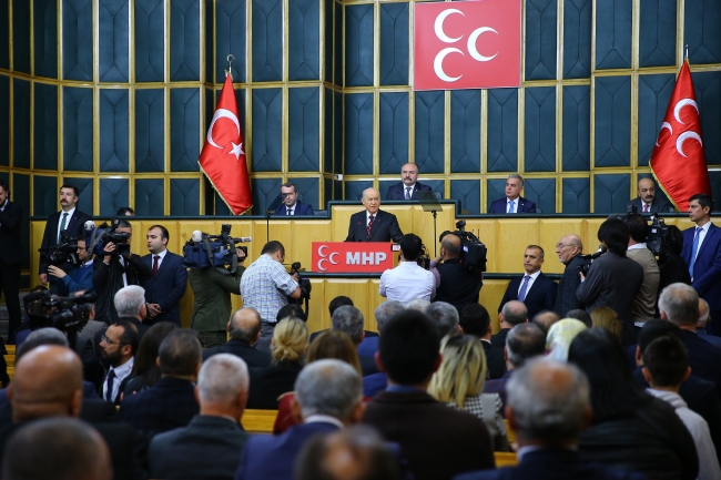 MHP Genel Başkanı Bahçeli, FETÖ'yle mücadelede adres gösterdi