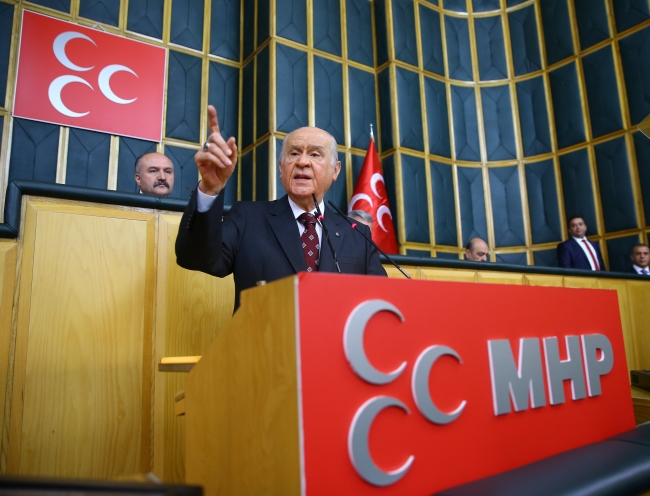 MHP Genel Başkanı Bahçeli, FETÖ'yle mücadelede adres gösterdi