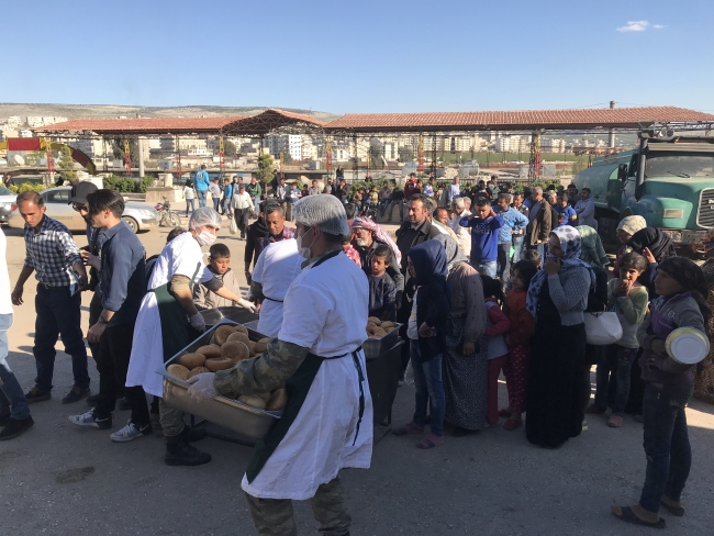 Mehmetçik, Afrinli Zeynep nineyi sahipsiz bırakmadı