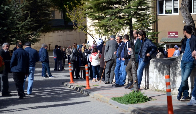 Osmangazi Üniversitesi'nde öldürülen 4 kişi için üniversitede tören düzenlendi