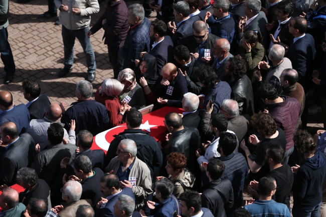 Osmangazi Üniversitesi'nde öldürülen 4 kişi için üniversitede tören düzenlendi