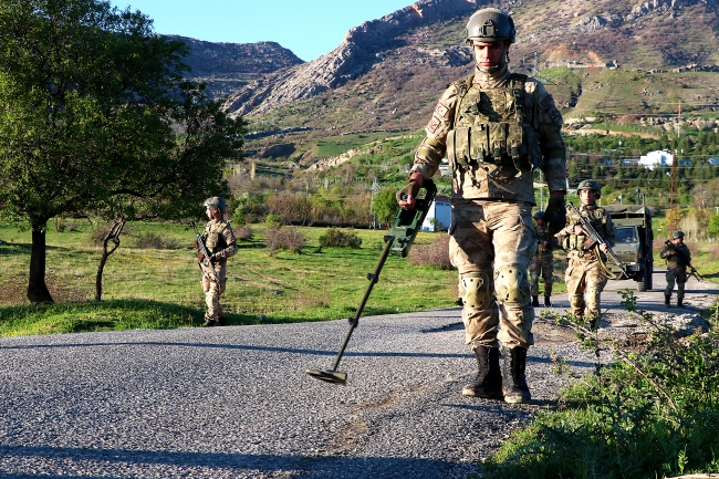 Kahraman komandolar, vatan savunması için hazır kıta bekliyor