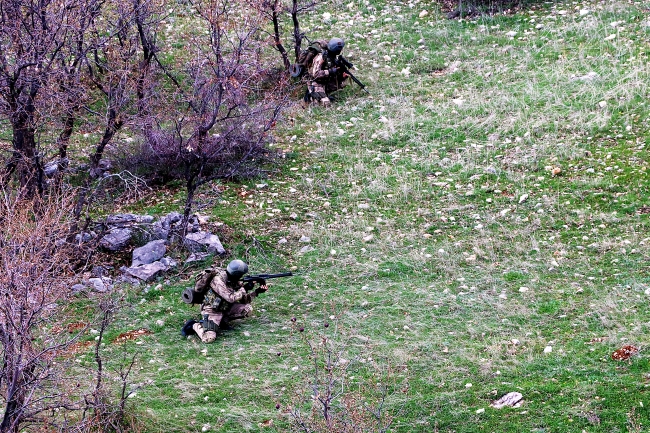 Kahraman komandolar, vatan savunması için hazır kıta bekliyor