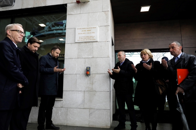 Saraybosna'nın sembollerinden teleferik yeniden açıldı