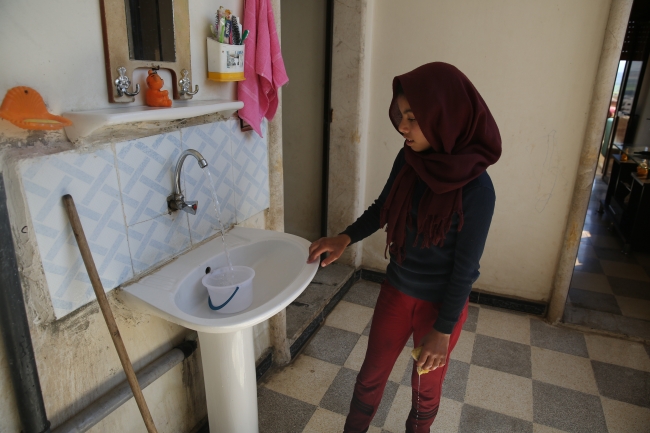 Afrinliler suya kavuşmanın sevincini yaşıyor