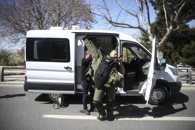 Bomba imha ekipleri canları pahasına görev başında