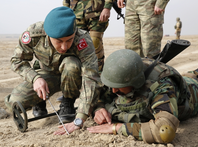 Afgan ordusunun eğitimi Mehmetçiğe emanet