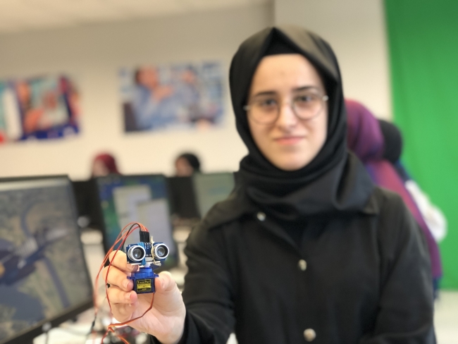 Robotik kodlamayla "geleceği" tasarlıyorlar