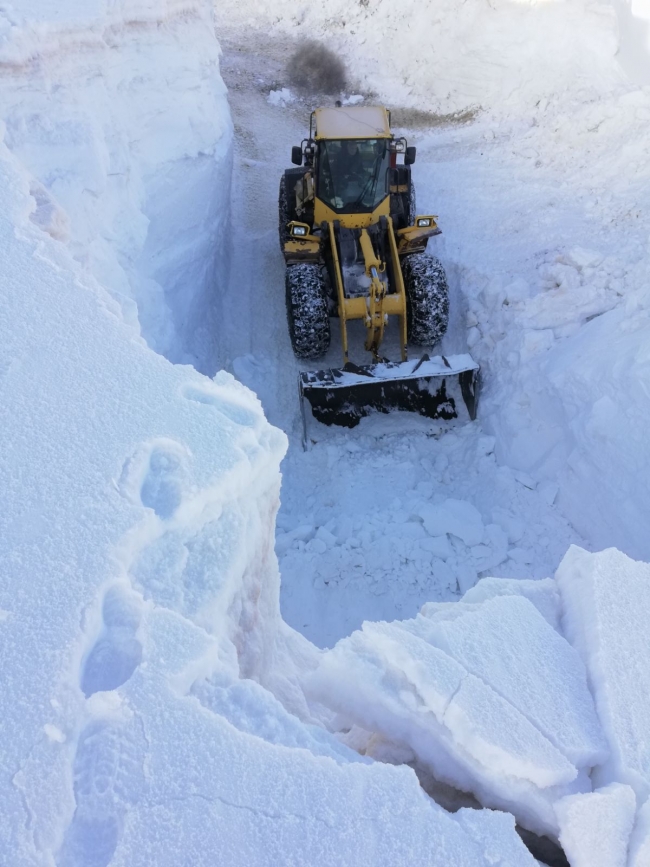 Yaza yaklaşırken kış geri geldi