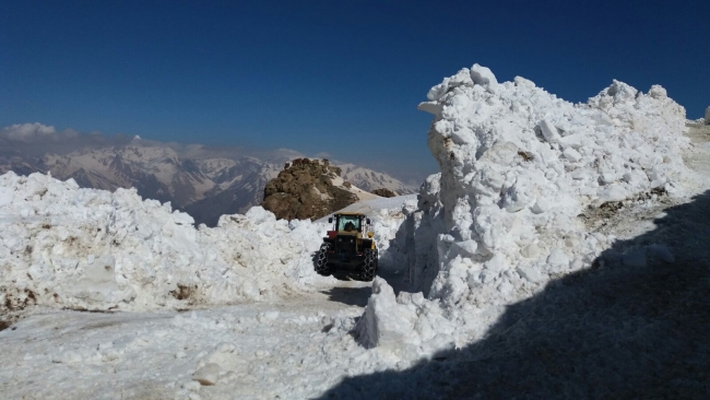 Yaza yaklaşırken kış geri geldi