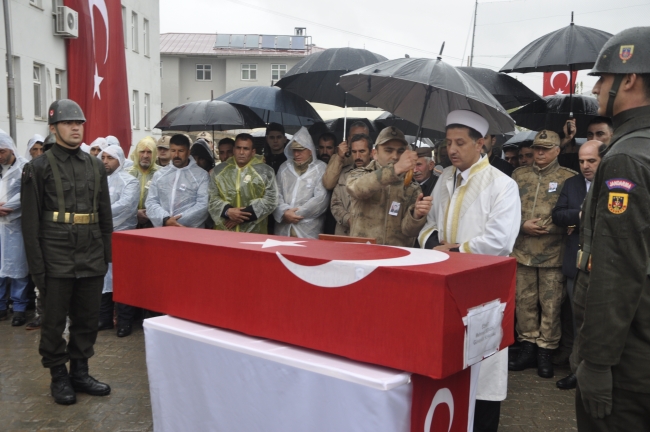 Şehit güvenlik korucusu Mehmet Sevgin'in cenazesi toprağa verildi