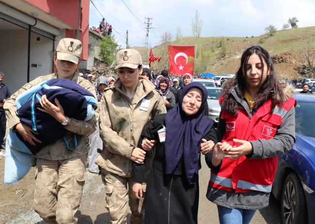 Şehit Uzman Çavuş Sefa İzbudak son yolculuğuna uğurlandı