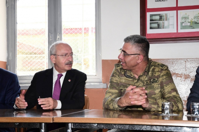 CHP Genel Başkanı Kılıçdaroğlu, Hatay'da sınır karakolunu ziyaret etti