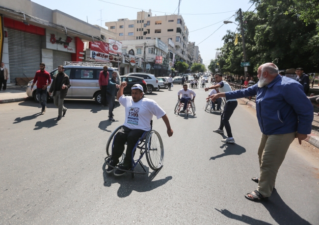 Filistinli engelliler İsrail hapishanelerindeki Filistinli hasta mahkumlar için yarıştı